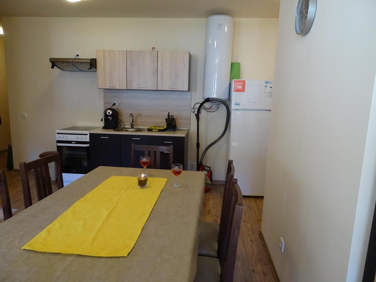 Apartment Darsi パンポロボ エクステリア 写真
